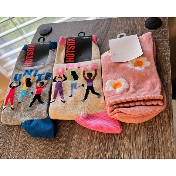 PacSun Socks HotSox L.A Hearts Unite Daisy Pink Blue Dasiy Socks Crew Socks 3 Pr - Picture 3 of 7
